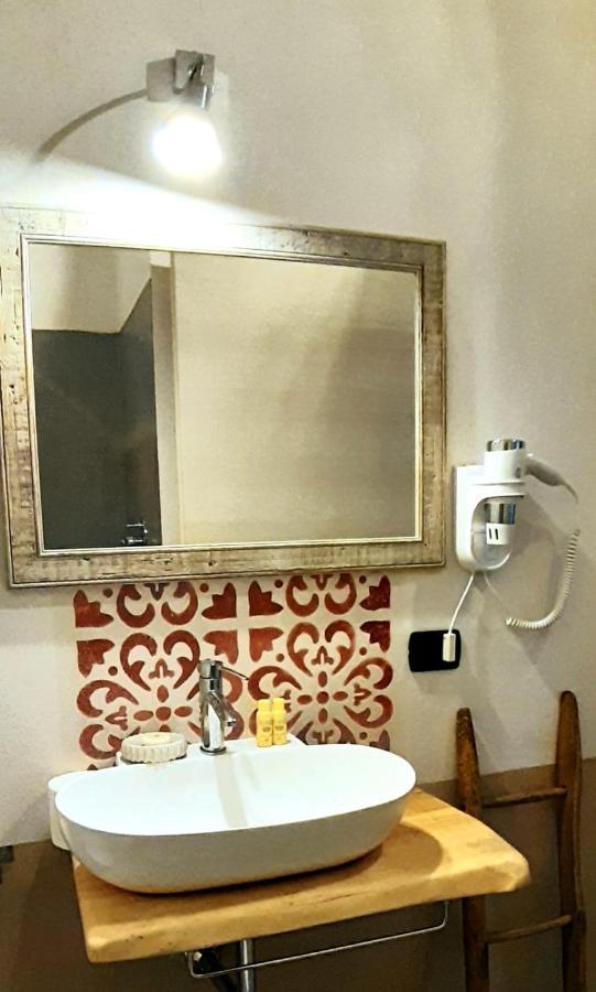 B&B Ocagiuliva Riparbella Ngoại thất bức ảnh
